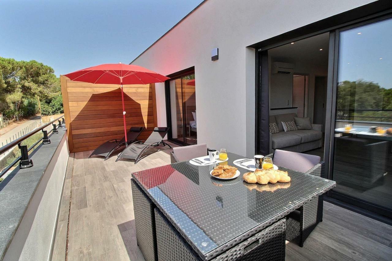 Residence Acqua Linda Porticcio ポルティシオ エクステリア 写真